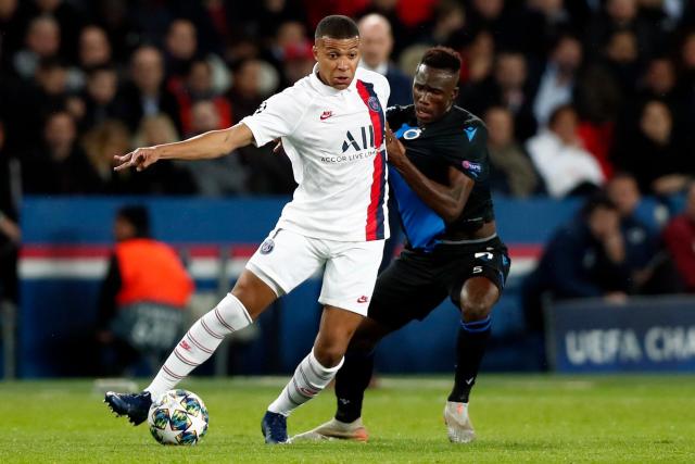 字母32+14+9特雷杨35+10 雄鹿险胜老鹰进决赛