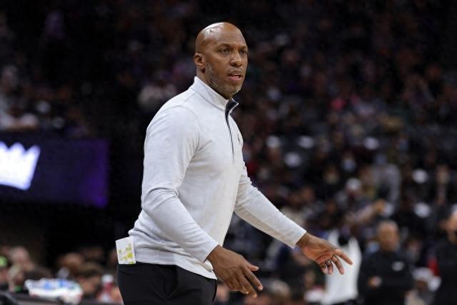 胡金秋16+12孙铭徽加时赛绝杀 广厦险胜深圳