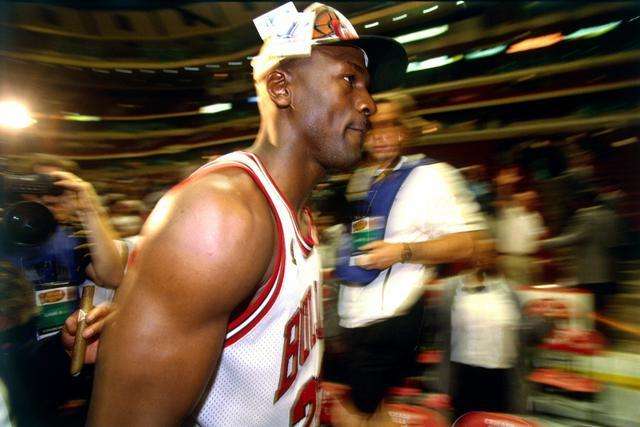 高诗岩20+7+5山东逆转北控 四川不敌江苏